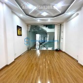 Nhà nguyên căn Bùi Tá Hán, 4PN, sân thượng, giá 32 triệu