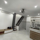 Bán nhà kiệt gần 205 Nguyễn Hoàng thông 266 Hoàng Diệu, gần Nguyễn Văn Linh, cách kiệt lớn 1 căn nhà, dễ đi, tiện ích khu VIP Hải Châu