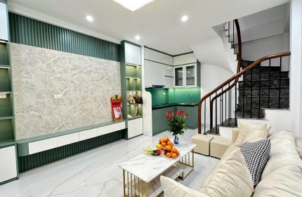 CHỦ CHÀO KỊCH SÀN CHỈ CÒN 5.98 TỶ, Nhà 6 tầng, nội thất đẹp, đầy đủ.