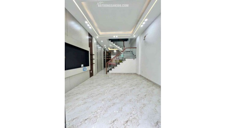 HÀNG HIẾM -NHÀ Ô TÔ ĐỖ CỬA TẠI TDC VINHOMES RIVERSIDE 4 TẦNG