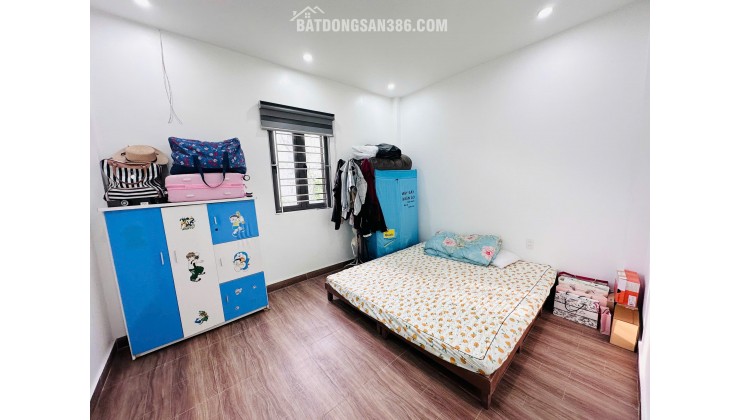 Nhà 3 tầng tại Hùng Vương Hồng Bàng 50m2 MỚI gần trường chợ giá chỉ 2,9 tỷ