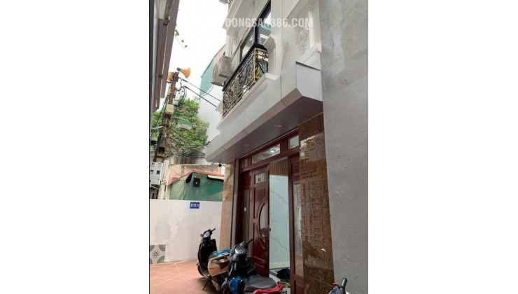 Cần cho thuê căn phòng tại địa chỉ số 10/97 ngõ 105 phố Bạch Mai, phường Bạch Mai, tp Hà Nội.