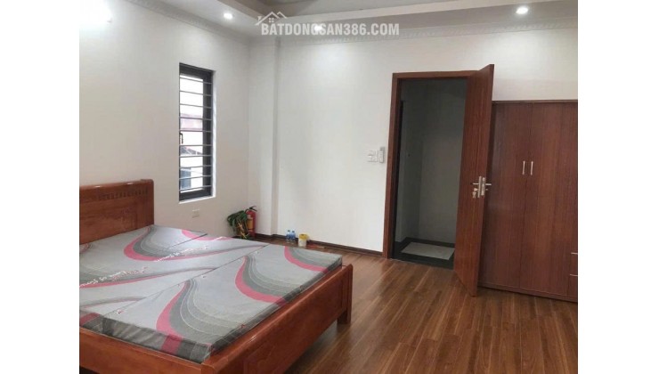 Cần cho thuê căn phòng tại địa chỉ số 10/97 ngõ 105 phố Bạch Mai, phường Bạch Mai, tp Hà Nội.