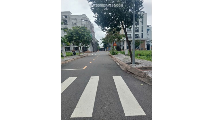 BÁN LÔ NỀN GÓC 2 MẶT TIỀN ĐƯỜNG 12M, 153M2 SÁT NÁCH SB LONG THÀNH CHỈ 6 TỶ