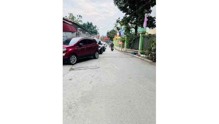 HÀNG HIẾM BÁN ĐẤT NGUYỄN VĂN LINH, LONG BIÊN  SAU 1 NHÀ RA Ô TÔ TRÁNH  KHU VỰC ĐANG PHÁT TRIỂN 31M²  MT 3,5M  4,6 TỶ.