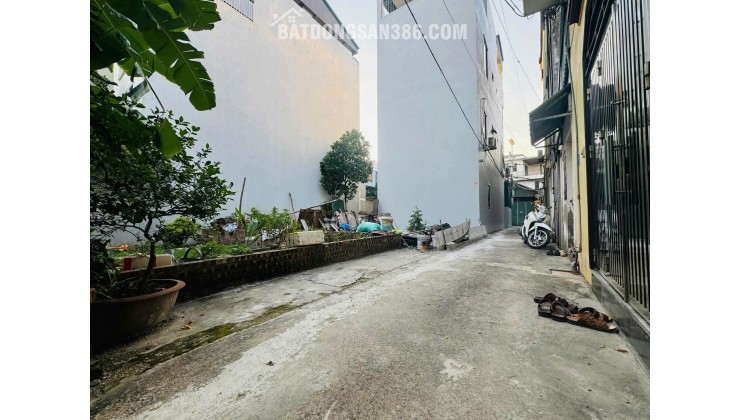  BÁN ĐẤT PHÚC lỢI TẶNG GIẤY PHÉP XÂY DỰNG LONG BIÊN 52M²  GIÁ 7,5 TỶ 