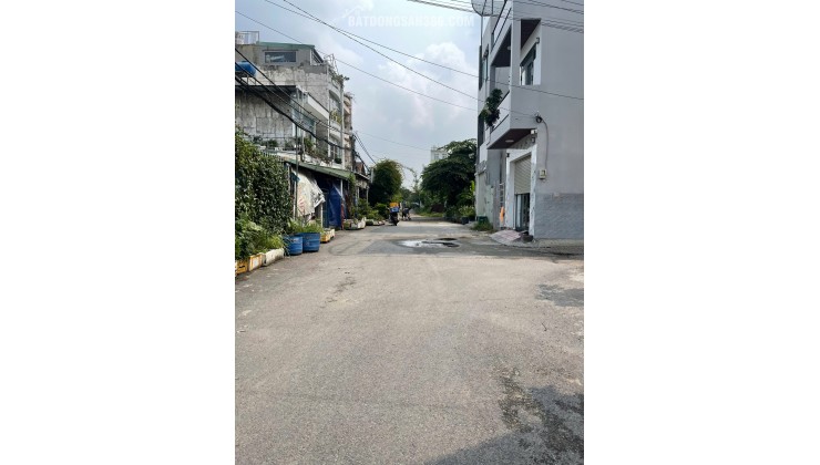  BÁN NHÀ SÁT TÔ NGỌC VÂN – DT KHỦNG 150M² – BÁN NHÀ TẶNG CÓ 3 PHÒNG TRỌ – 6.X TỶ
