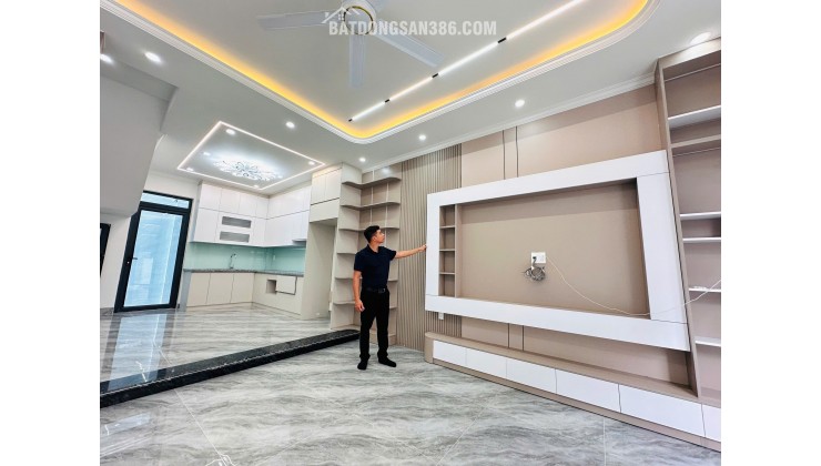 4,X TỶ – NHÀ 4 TẦNG XÂY ĐỘC LẬP, Ô TÔ ĐỖ CỬA SÁT siêu thị MEGAMARKET Hồng Bàng
