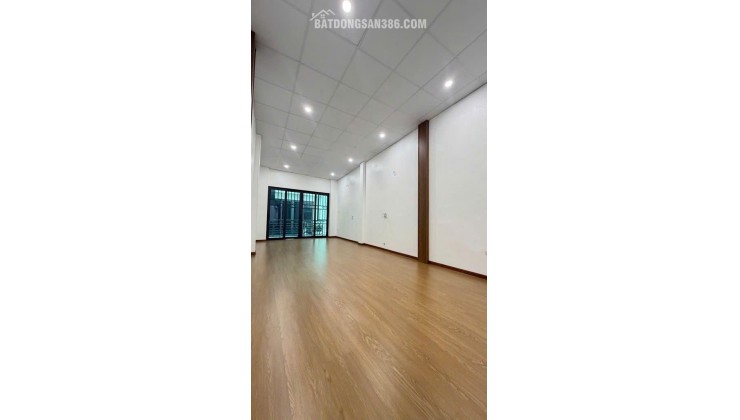 Bùi Huy Bích 36m² 2 Tầng - Nhà Mới Xây - Ô Tô Vào Đường Rộng