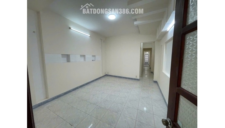 CHO THUÊ NHÀ - Hồ Văn Huê, P.9, Q.Phú Nhuận - 96m2 - 2PN 2WC - 9tr/tháng