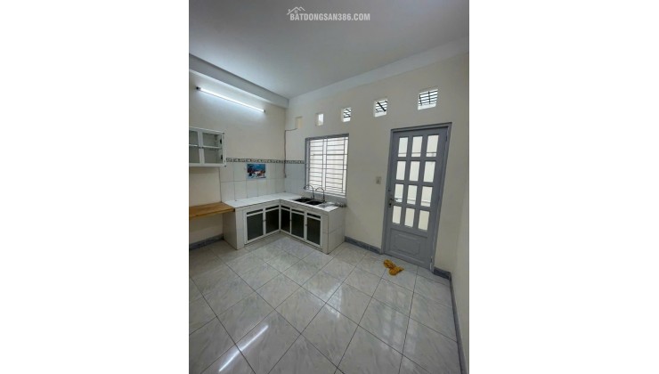CHO THUÊ NHÀ - Hồ Văn Huê, P.9, Q.Phú Nhuận - 96m2 - 2PN 2WC - 9tr/tháng
