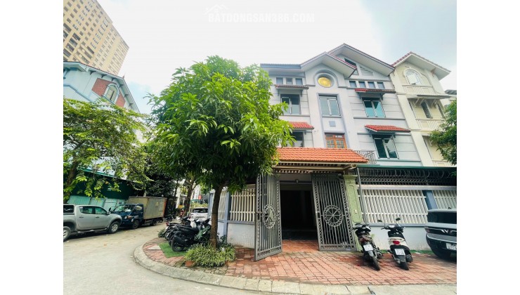 CHO THUÊ BIỆT THỰ LIỀN KỀ INTRACOM – 66 TRUNG VĂN, LÔ GÓC 2 MẶT THOÁNG. LH:0921209888