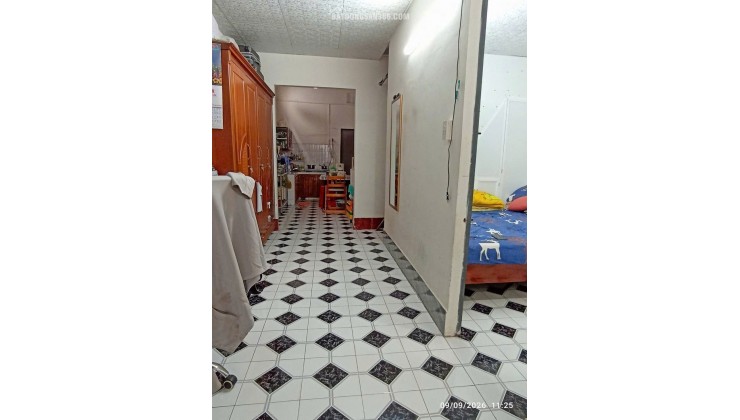 Cho thuê căn 90m2 góc 2 mặt tiền kp8 p tam hiêp giá 6tr/ tháng