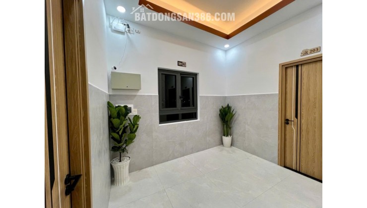 Bán tòa CHDV 6 tầng có thang máy Vườn Lài, An Phú Đông, Q.12, 98m2, 15 phòng, 70tr/tháng, 18 tỷ