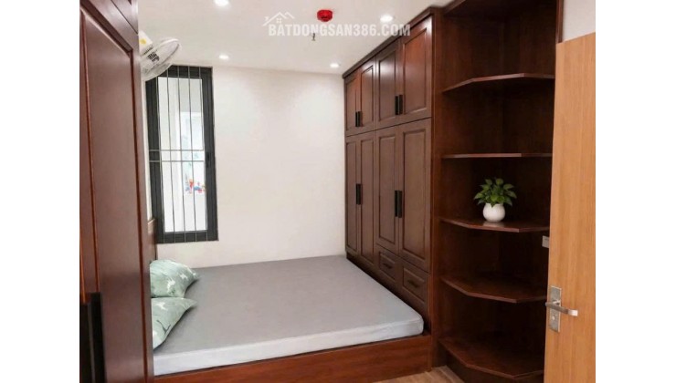 Chính chủ cần cho thuê căn hộ mini tại ngõ 579 Lạc Long Quân, Tây Hồ, Hà Nội.