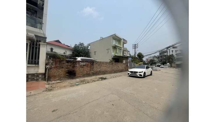 Bán nhà Bãi Muối Hà Lầm, Cao Thắng, Hạ Long  căn góc đường to