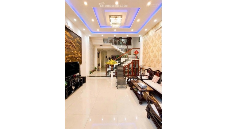 Bán nhà 3 tầng 3 mê đúc đường Nguyễn Khang, trung tâm Thanh Khê.
