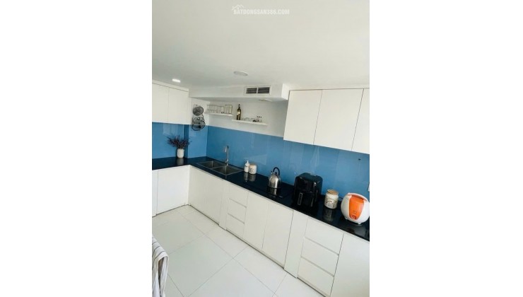 Nhà đẹp 2 tầng ở ngay TÂY THẠNH 40m² HẺM XE HƠI đổ cửa giá chỉ 5Đ nhỏ