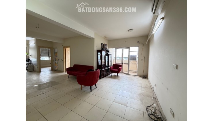 BÁN CHUNG CƯ LÔ GÓC THOÁNG SÁNG SÀI ĐỒNG HÀNG XÓM VINHOMES 2 NGỦ BAN CÔNG RỘNG 74M² 4.1 TỶ.