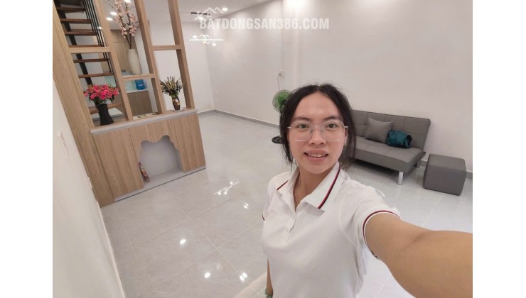 Ngay AEON TÂN PHÚ, Nhà đẹp 44m² Hẻm xe hơi thông chỉ nhỉnh nhẹ 5Đ