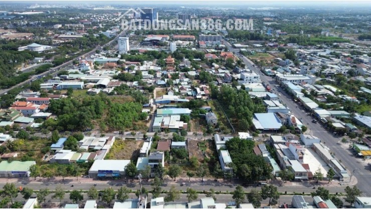 Bán đất trung tâm Phú Mỹ: 40m mặt tiền Lê Duẩn, 574m² có 260m² thổ cư, tách sẵn 4 lô