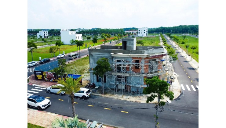 bán đất nền sổ sẵn, sang tên công chứng ngay, nằm mặt tiền DT 741