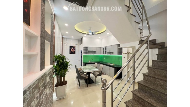 BÁN NHÀ MỚI – ĐÓN VẬN MAY – 3 TẦNG KHANG TRANG TẠ QUANG BỬU  Q8
