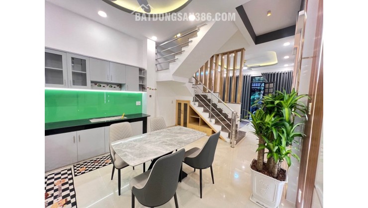 BÁN NHÀ MỚI – ĐÓN VẬN MAY – 3 TẦNG KHANG TRANG TẠ QUANG BỬU  Q8