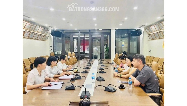 Công ty Luật An Phát Hơn 12 năm kinh nghiệm chuyên tư vấn pháp lý cho các nhà đầu tư tại Việt Nam.