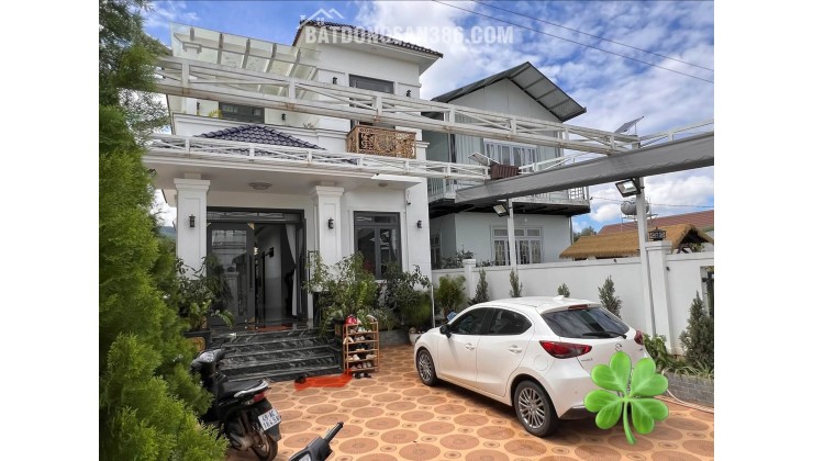 Cần Bán Nhà 413m², 240m² Đất Ở, Mặt Đường Nhựa 8m, 4 Phòng Ngủ
