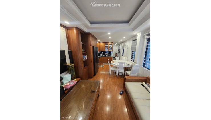 Thạch Bàn Long Biên 13 tỷ 7 tầng thang máy - ô tô đỗ ngày đêm