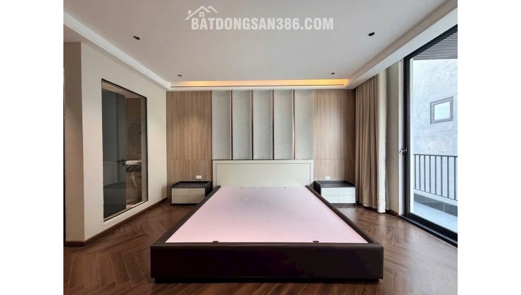 Ô tô 7 chỗ đỗ cửa 14 tỷ 56m Ngọc Thụy,Nhà mới Than máy