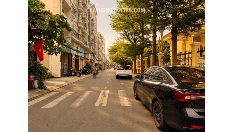 DƯƠNG QUẢNG HÀM – 64M² – 5 TẦNG – 6PN – Ô TÔ NGỦ TRONG NHÀ – CHỈ NHỈNH 8 TỶ!