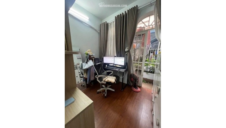 BÁN NHÀ TÂN BÌNH - GIÁ CỰC TỐT CHỈ 3 TỶ NHỎ Có Hẻm 3M khu CỐNG LỠ TÂN BÌNH