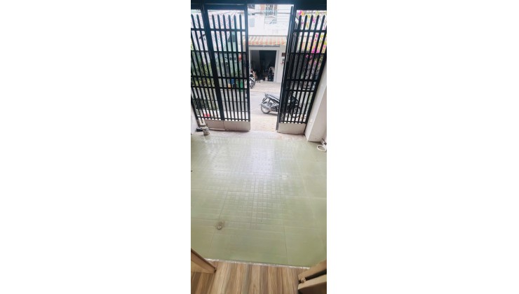 ban nhà tân phú hẻmm xe tải hoà bình tô hiệu không dính lộ giới tân phú