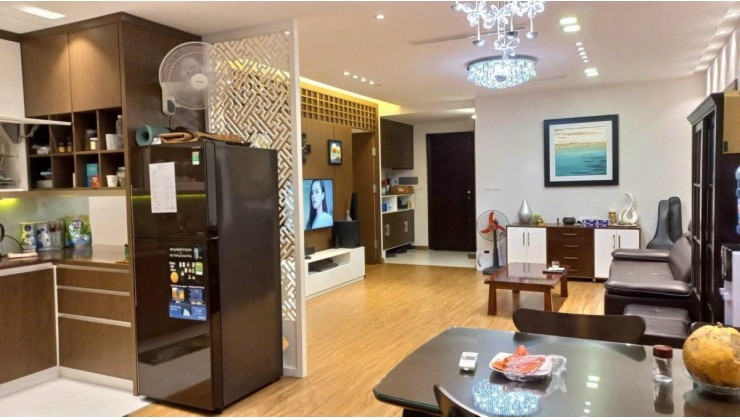 BÁN CĂN HỘ 104M2 TẶNG FULL NỘI THẤT PHỐ NGUYỄN TRÃI THANH XUÂN