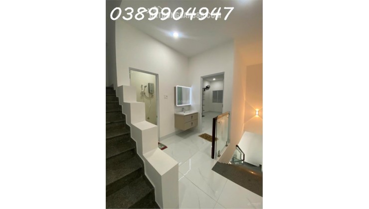 BÁN NHÀ MỚI 3 TẦNG MẶT TIỀN ĐƯỜNG TRẦN THỊ TÍNH NHA TRANG – DIỆN TÍCH SÀN 153,4M² FULL NỘI THẤT CAO CẤP CÓ 4 PHÒNG NGỦ SÂN ĐỖ Ô TÔ VÀ SÂN THƯỢNG