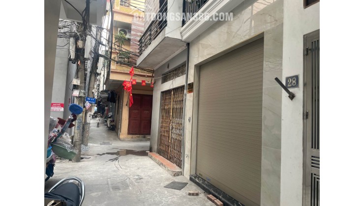 Ngõ thông Đức Giang 8 tỷ 55m ô tô qua nhà