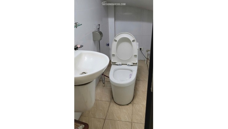 CHO THUÊ TẦNG 1 DIỆN TÍCH 50M2 PHỐ LÊ TRỌNG TẤN HÀ ĐÔNG GIÁ 7 TRIỆU /THÁNG