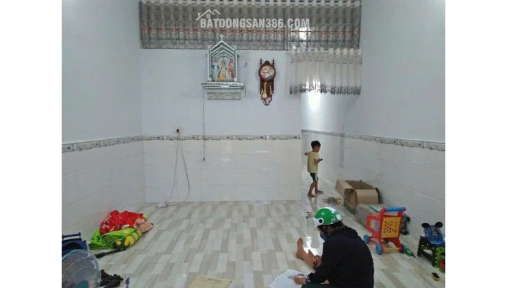 NHÀ CẤP 4 (4x20) GÁC ĐÚC SUỐT 4X15 ĐÔNG THẠNH HÓC MÔN LH:0395276851