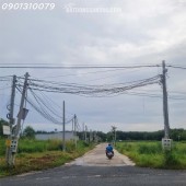 Chính chủ gửi bán 250m2 đất sát KCN Minh Hưng, 380tr công chứng