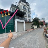 Bán Nhà Bát Khối 11 tỷ 86m ô tô đỗ cửa,vỉa hè view hồ