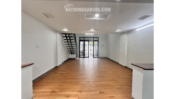 Bán nhà 65m2,  đường Số 4, Trường Thọ, Thủ Đức, TP HCM, 2 tầng, sổ hồng riêng. Giá 4,58 tỷ.