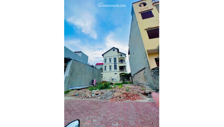 Bán Đất Như Quỳnh Hưng Yên, Vỉa Hè, Kinh Doanh, 200m2, MT9m, 21.5 tỷ