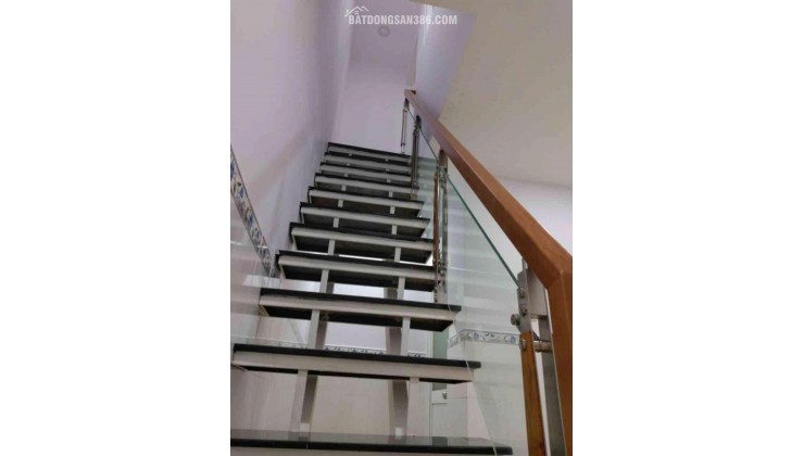 Bán nhà 51m2 trệt lửng ngay CVPM Quang Trung Q12 hẻm 5m giá 3.25tỷ
