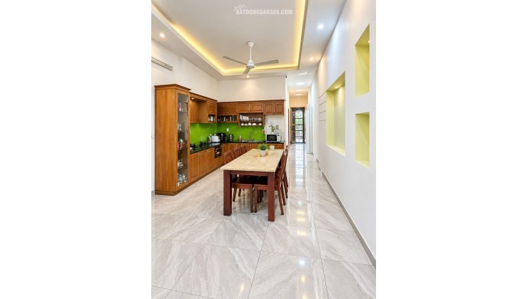 Bán nhà Quận 7 - Nguyễn Thị Thập 125m2 2 Tầng 4PN, Ngang 5.1m - 100m ra Mặt tiền, 9.X tỷ