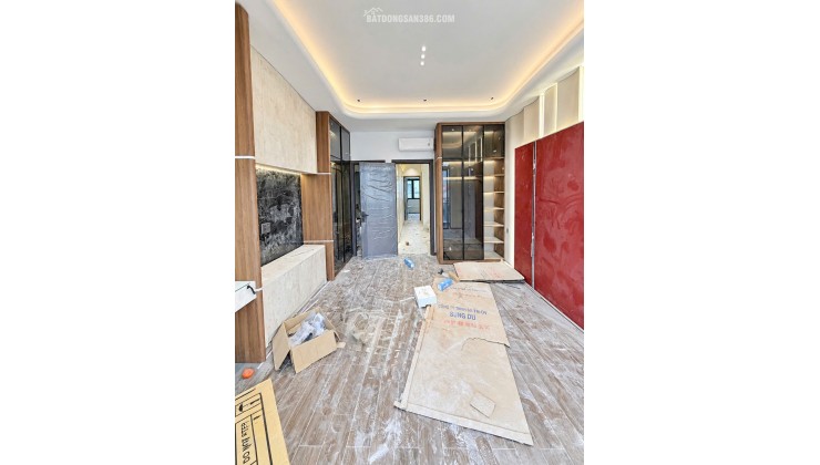 Siêu Phẩm 5 Tầng - Chủ xây từ Móng - Lâm Văn Bền 76m2 - Nội thất Cao cấp - chỉ 17.85 tỷ