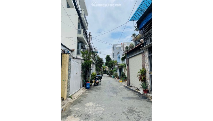 Bán gấp NHÀ 2 MẶT TIỀN – SÁT CHUNG CƯ TÔ KÝ, TRUNG MỸ TÂY