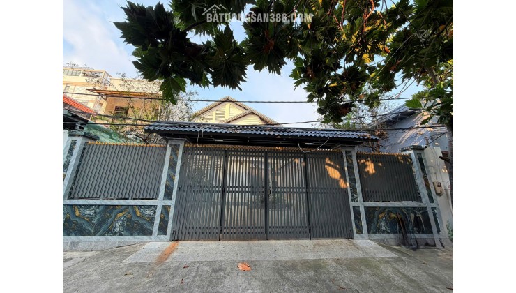 Bán Biệt thự Sân Vườn 415m2 2 tầng 5PN - Lý Phục Man - Đường nhựa 8m, Ngang 17m - chỉ 32 tỷ