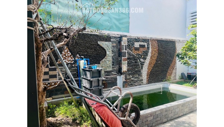 Bán Biệt thự Sân Vườn 415m2 2 tầng 5PN - Lý Phục Man - Đường nhựa 8m, Ngang 17m - chỉ 32 tỷ